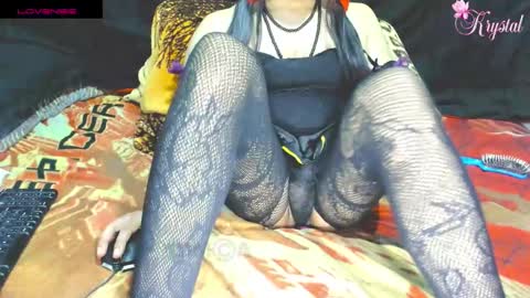 kryxtal online show from November 11, 7:59 pm