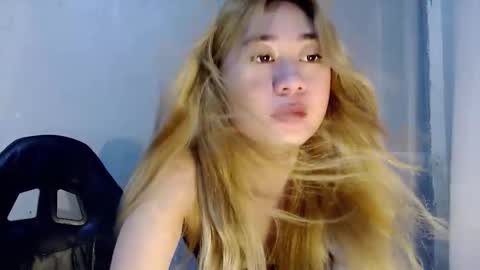 Snapshot of kuntiexxx chatting on September 23, 10:27 pm kuntiex online show from September 23, 10:27 pm