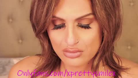 Snapshot of kxaxmichelle chatting on December 19, 5:07 am Kick online show from December 19, 5:07 am