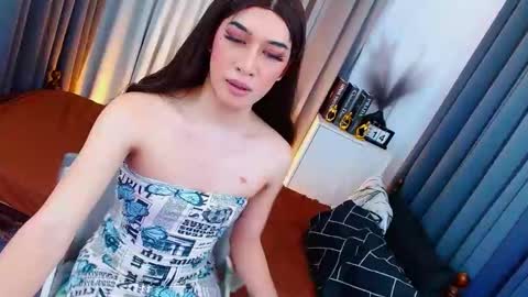 Snapshot of kylie_cums chatting on February 16, 4:53 am kylie_cums online show from February 16, 4:53 am