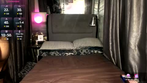 kylie online show from January 14, 2:29 am