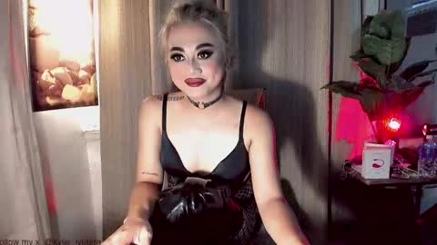 kylie online show from October 6, 3:28 am