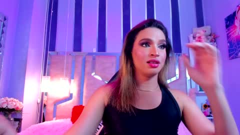 Kylie online show from December 10, 4:30 am