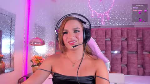 Kylie online show from November 5, 6:02 am