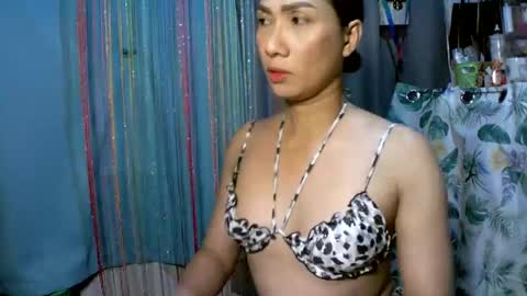 Snapshot of kyutshyne chatting on March 12, 3:18 pm kyutshyne online show from March 12, 3:18 pm