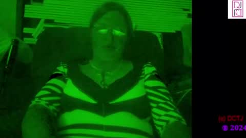 Snapshot of lady_delilah_ts chatting on December 31, 12:43 am Delilah-Catherine online show from December 31, 12:43 am