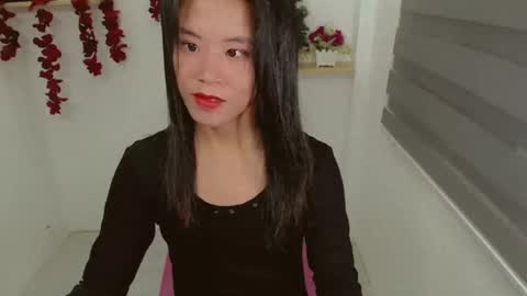 Snapshot of lady_hot_sofiax chatting on December 19, 11:18 am online show from December 19, 11:18 am