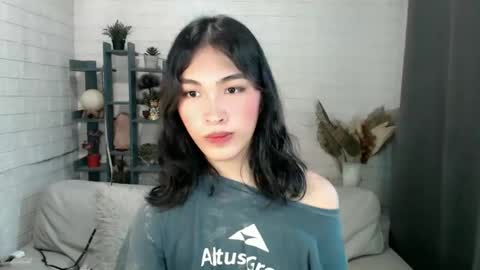 Snapshot of lady_jedyy chatting on December 16, 6:10 am online show from December 16, 6:10 am