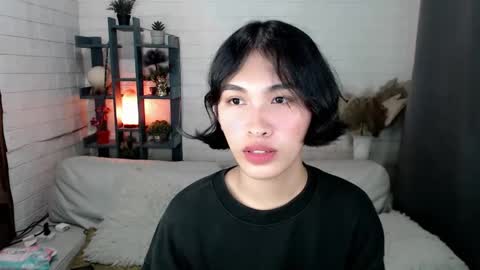Snapshot of lady_jedyy chatting on January 4, 12:49 pm online show from January 4, 12:49 pm