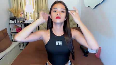 lady_moriseth online show from February 21, 8:50 am