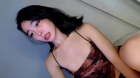 Ella online show from February 18, 3:43 pm