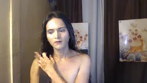 Snapshot of ladygreen03 chatting on March 3, 12:54 pm ladygreen03 online show from March 3, 12:54 pm