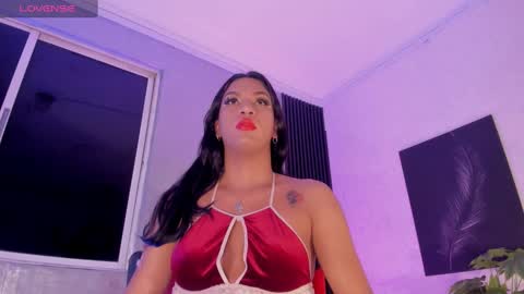 Snapshot of laiilybell chatting on December 29, 1:06 pm laiily bell online show from December 29, 1:06 pm