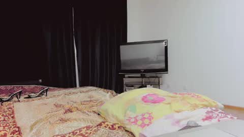 Snapshot of larisa_dolbimaya chatting on December 11, 7:58 am Larisa Lavriki online show from December 11, 7:58 am