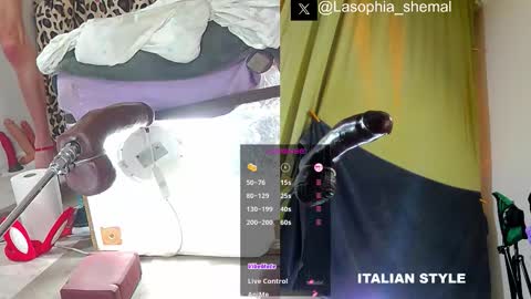 Snapshot of lasophia chatting on September 25, 4:30 am Sophia online show from September 25, 4:30 am