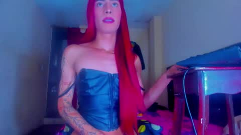 latin_big_01 online show from September 18, 5:35 am