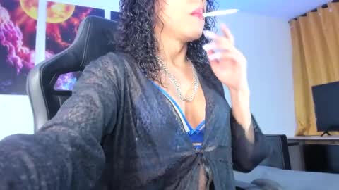 Snapshot of latin_goddessx chatting on January 24, 8:54 pm instagramlatin goddessx im nikoll online show from January 24, 8:54 pm