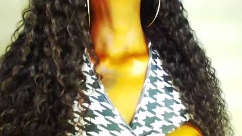 Snapshot of laura_sexo11 chatting on September 21, 9:37 am laura_sexo11 online show from September 21, 9:37 am