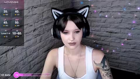 Snapshot of lauren_raquel chatting on December 6, 5:28 pm Eva online show from December 6, 5:28 pm