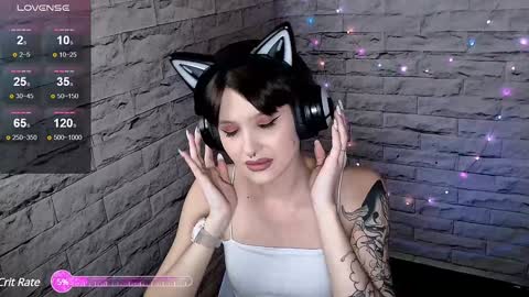 Snapshot of lauren_raquel chatting on December 23, 4:17 pm Eva online show from December 23, 4:17 pm