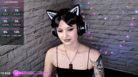 Snapshot of lauren_raquel chatting on January 11, 4:14 pm Eva online show from January 11, 4:14 pm