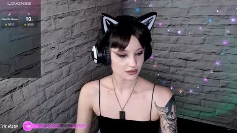 Snapshot of lauren_raquel chatting on January 22, 4:12 pm Eva online show from January 22, 4:12 pm
