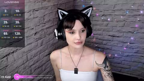 Snapshot of lauren_raquel chatting on January 23, 11:26 am Eva online show from January 23, 11:26 am