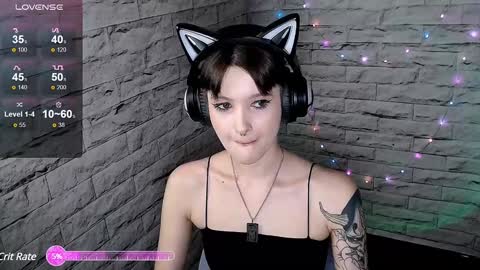 Snapshot of lauren_raquel chatting on January 27, 7:03 pm Eva online show from January 27, 7:03 pm