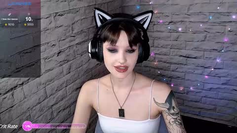 Snapshot of lauren_raquel chatting on January 29, 5:56 pm Eva online show from January 29, 5:56 pm