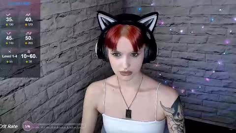 Snapshot of lauren_raquel chatting on February 11, 6:55 pm Eva online show from February 11, 6:55 pm
