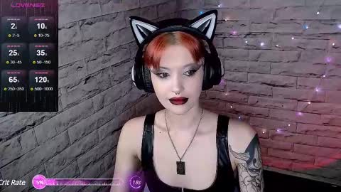 Snapshot of lauren_raquel chatting on February 24, 5:31 pm Eva online show from February 24, 5:31 pm