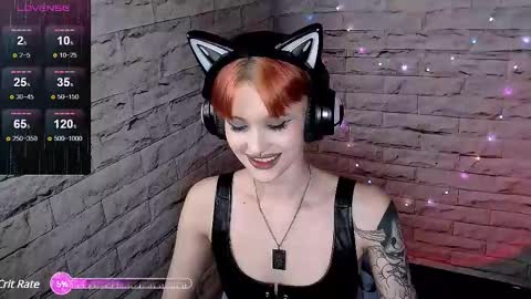 Snapshot of lauren_raquel chatting on February 27, 7:47 pm Eva online show from February 27, 7:47 pm