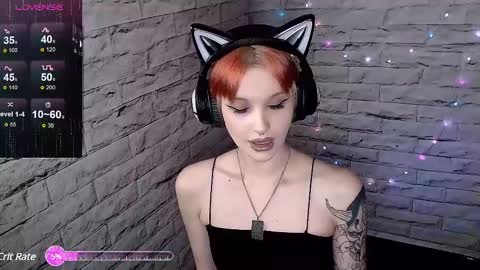 Snapshot of lauren_raquel chatting on February 28, 4:53 pm Eva online show from February 28, 4:53 pm