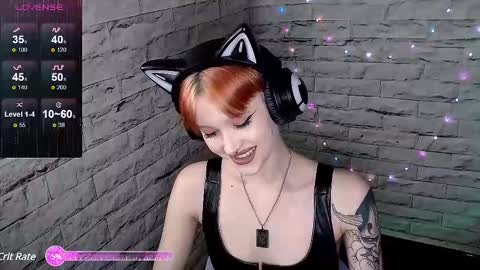 Snapshot of lauren_raquel chatting on March 6, 7:17 pm Eva online show from March 6, 7:17 pm