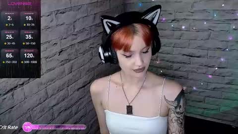 Snapshot of lauren_raquel chatting on March 8, 5:43 pm Eva online show from March 8, 5:43 pm