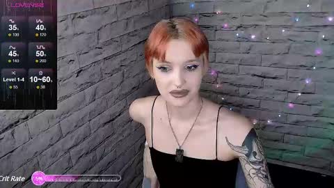 Snapshot of lauren_raquel chatting on March 9, 8:52 pm Eva online show from March 9, 8:52 pm