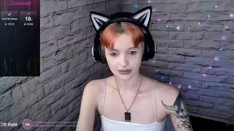 Snapshot of lauren_raquel chatting on March 12, 5:07 pm Eva online show from March 12, 5:07 pm