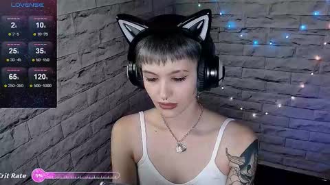Snapshot of lauren_raquel chatting on September 17, 2:11 pm Eva online show from September 17, 2:11 pm