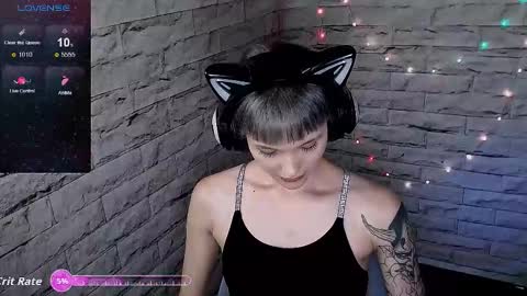 Eva online show from October 12, 5:48 pm