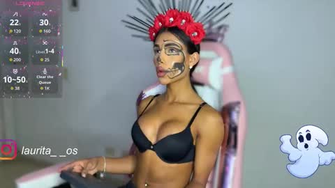 laurita_os online show from October 30, 5:17 am
