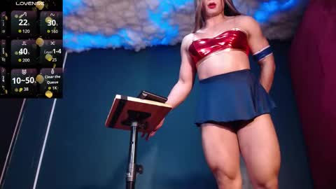 Layla   help me with your thumbs up its important  online show from October 10, 11:44 am