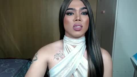 lena online show from March 3, 3:24 pm