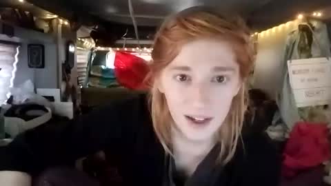 Snapshot of lesleygumgrass chatting on February 14, 5:03 pm LesleyGumGrass- The Boring Trans girl online show from February 14, 5:03 pm
