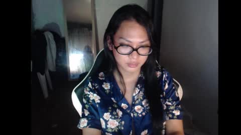 Snapshot of lexi09822 chatting on September 11, 12:24 pm Hev Lexi online show from September 11, 12:24 pm