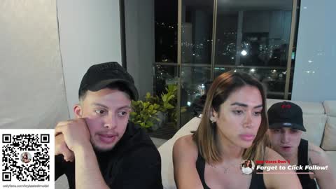 Snapshot of leyla_steel chatting on January 29, 1:16 am INSTA leylasteel model online show from January 29, 1:16 am