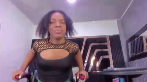 Snapshot of licyevans chatting on December 8, 12:46 am licy online show from December 8, 12:46 am