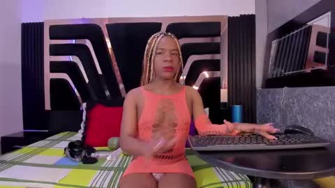 Snapshot of licyevans chatting on January 14, 7:32 pm licy online show from January 14, 7:32 pm