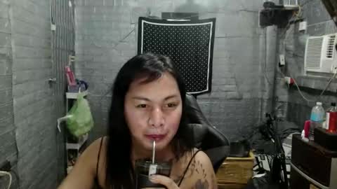 UrNewBbGurl sc   pm me online show from November 14, 2:25 pm