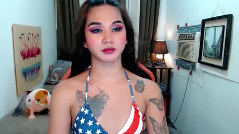 LILY online show from October 8, 9:43 am