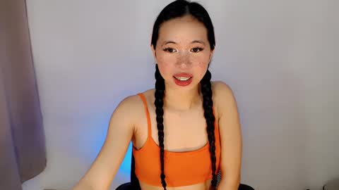 Snapshot of lil_grace1 chatting on January 1, 7:30 am grace online show from January 1, 7:30 am